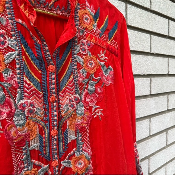 Johnny Was Jude Heavily Embroidered Blouse Electric
Coral Red - Picture 9 of 14